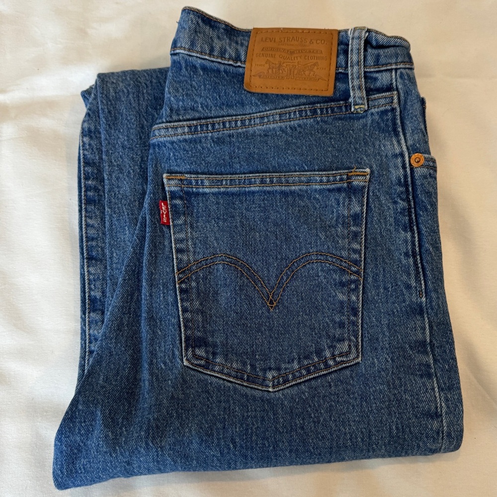 Ribcage Straight Ankle Jeans